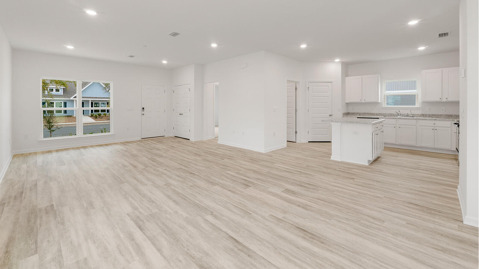 52 Elderberry Street Freeport, FL 32439 - Photo 4 of 36