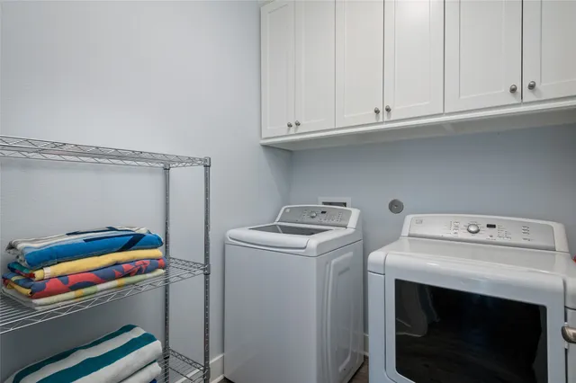 $470,000 | 2565 Palm Drive, Crystal Beach, TX 77650