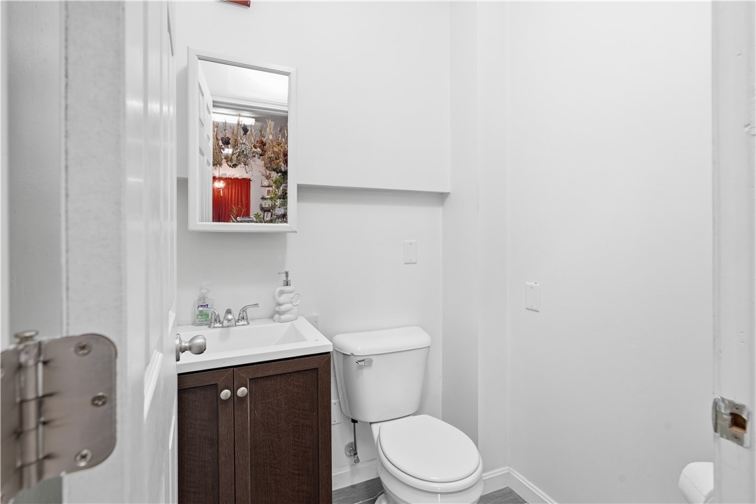 620 Killingly Street Johnston, RI 02919 - Photo 19 of 33 Gallery Image 19