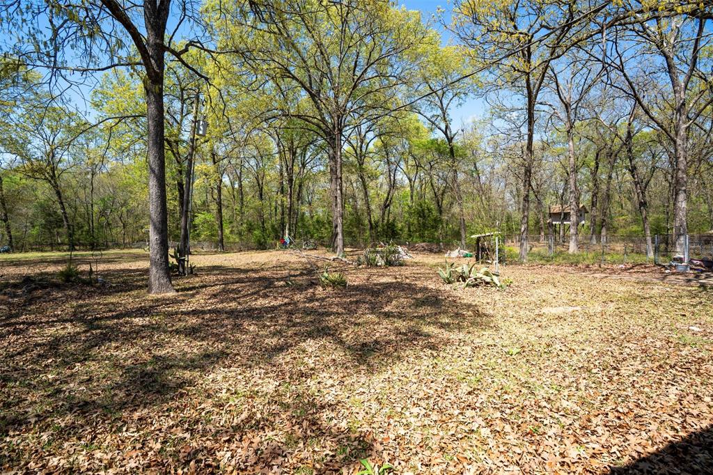 375 County Road Powderly, TX 75473 - Photo 15 of 18