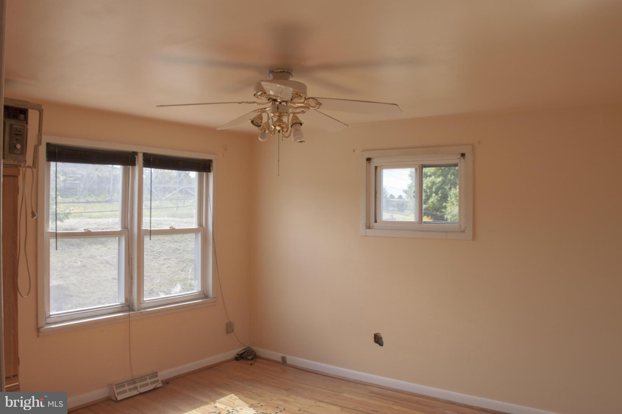 5537 Whitby Road Baltimore, MD 21206 - Photo 7 of 9 Bath (Master)