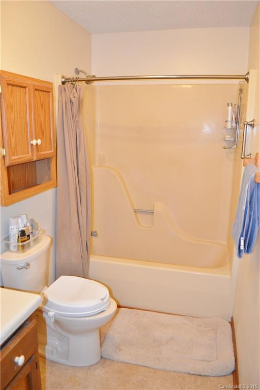 1660 Cricket Run Road York, SC 29745 - Photo 11 of 19 Gallery Image 11