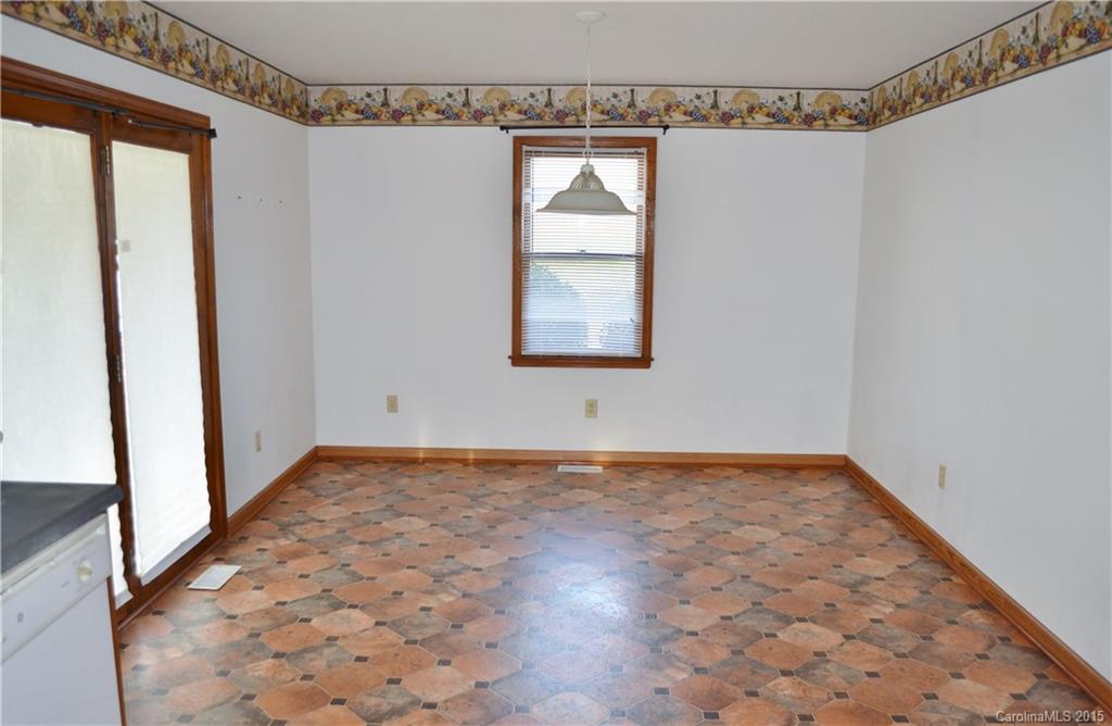 1660 Cricket Run Road York, SC 29745 - Photo 7 of 19 Gallery Image 7