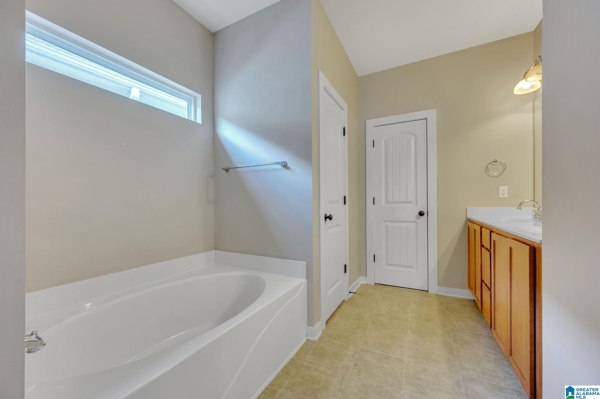 9192 Rookwood Place Warrior, AL 35180 - Photo 7 of 25