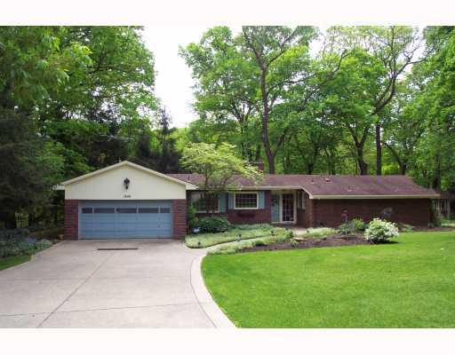 1840 Kent Road Upper St. Clair, PA 15241 - Photo 1 of 13 Exterior Front.
