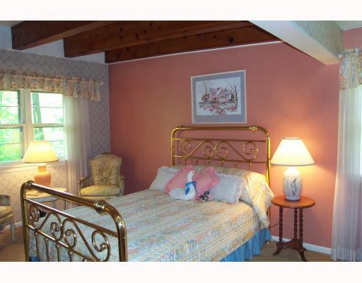 1840 Kent Road Upper St. Clair, PA 15241 - Photo 11 of 13 Other. 2nd bedroom