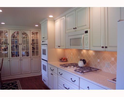 1840 Kent Road Upper St. Clair, PA 15241 - Photo 6 of 13 Kitchen.