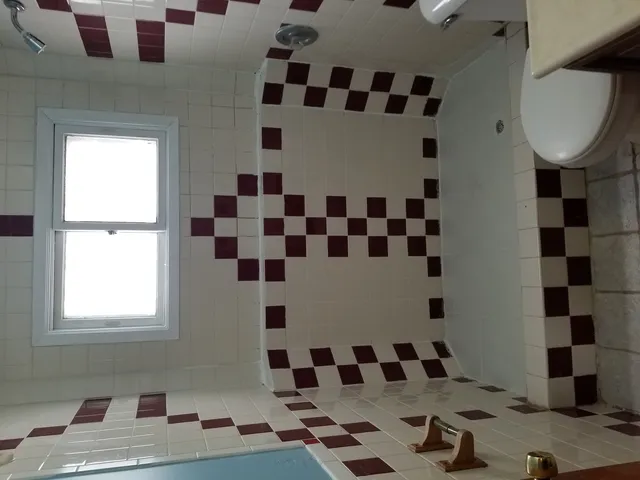 $2,100 | 547 North Ridgemoor Avenue, Mundelein, IL 60060