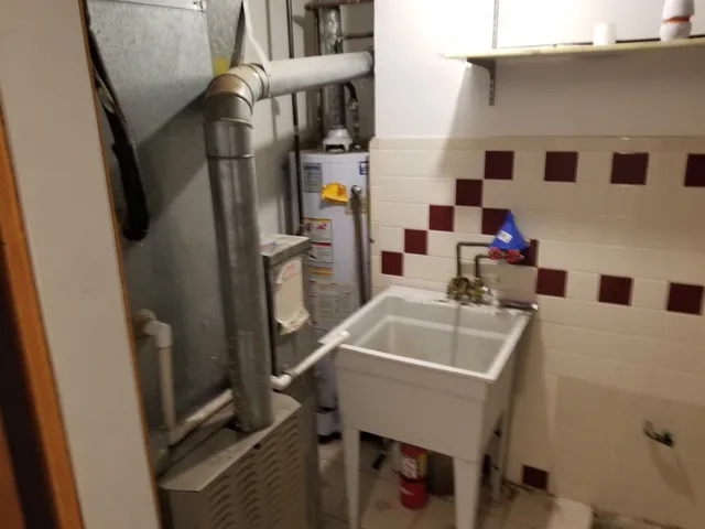 $2,100 | 547 North Ridgemoor Avenue, Mundelein, IL 60060