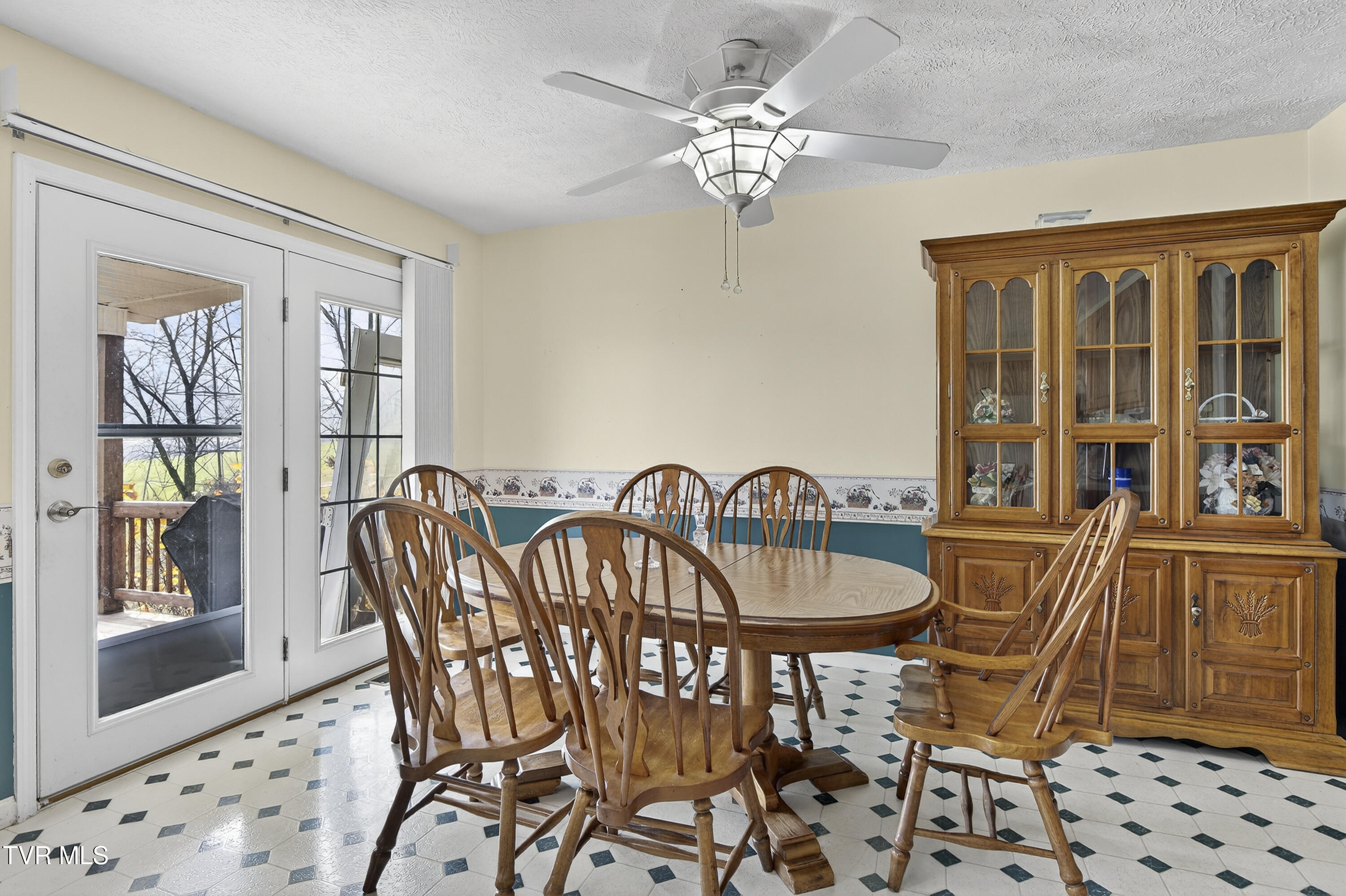 15002 Peaceful Valley Road Abingdon, VA 24210 - Photo 15 of 37 15002-Peaceful-Valley-Abingdon-VA Matt-S