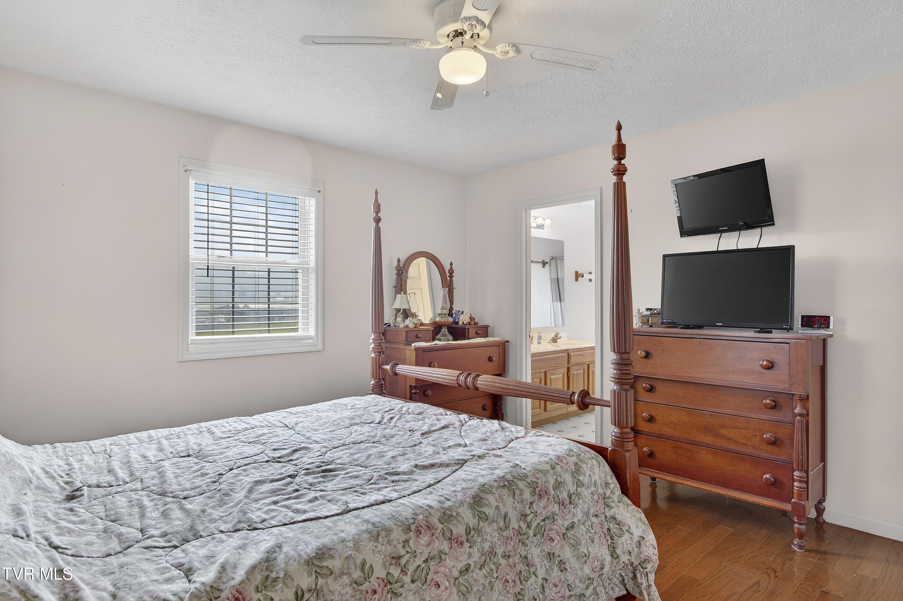 15002 Peaceful Valley Road Abingdon, VA 24210 - Photo 23 of 37 15002-Peaceful-Valley-Abingdon-VA Matt-S