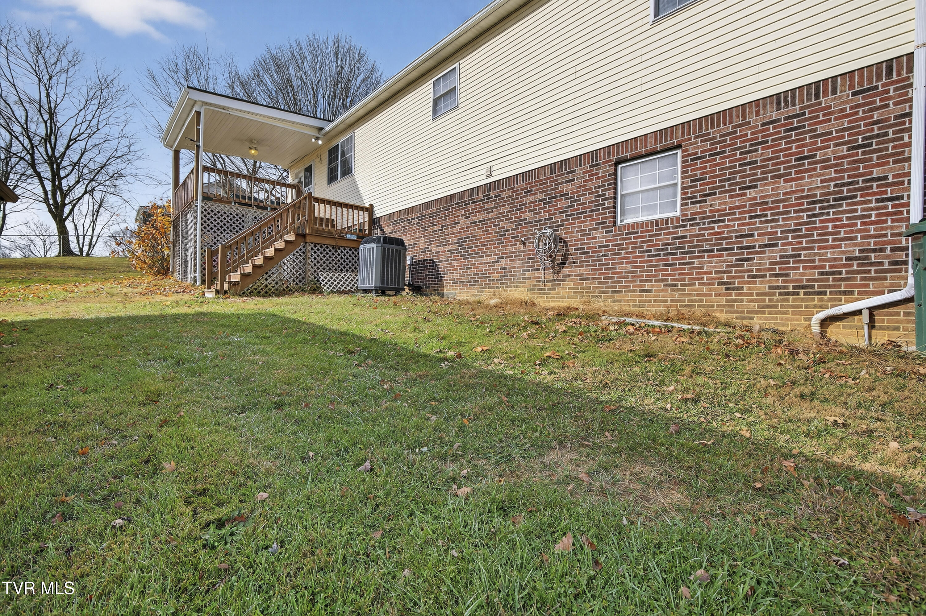 15002 Peaceful Valley Road Abingdon, VA 24210 - Photo 33 of 37 15002-Peaceful-Valley-Abingdon-VA Matt-S