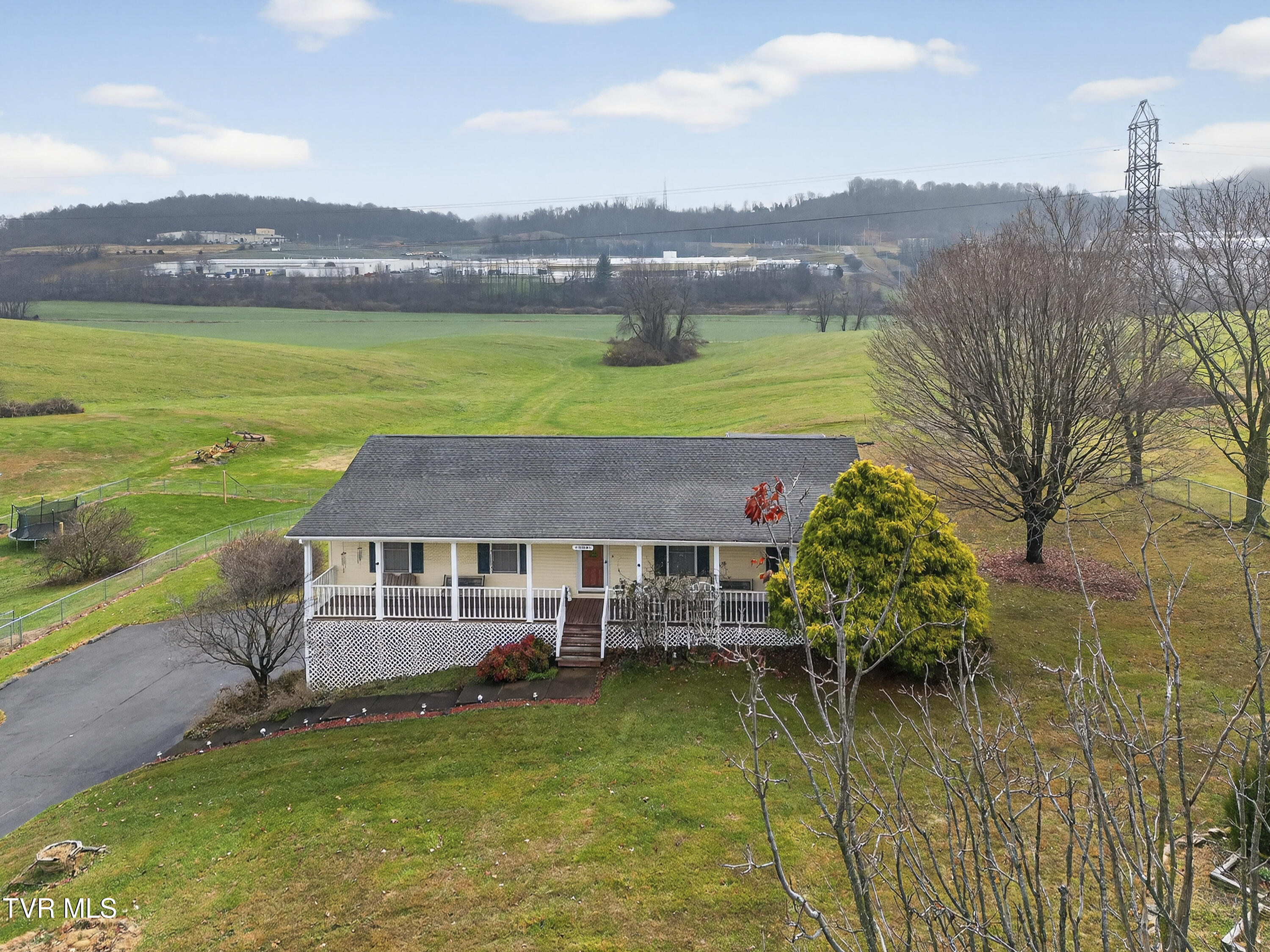15002 Peaceful Valley Road Abingdon, VA 24210 - Photo 5 of 37 15002-Peaceful-Valley-Abingdon-VA Matt-S