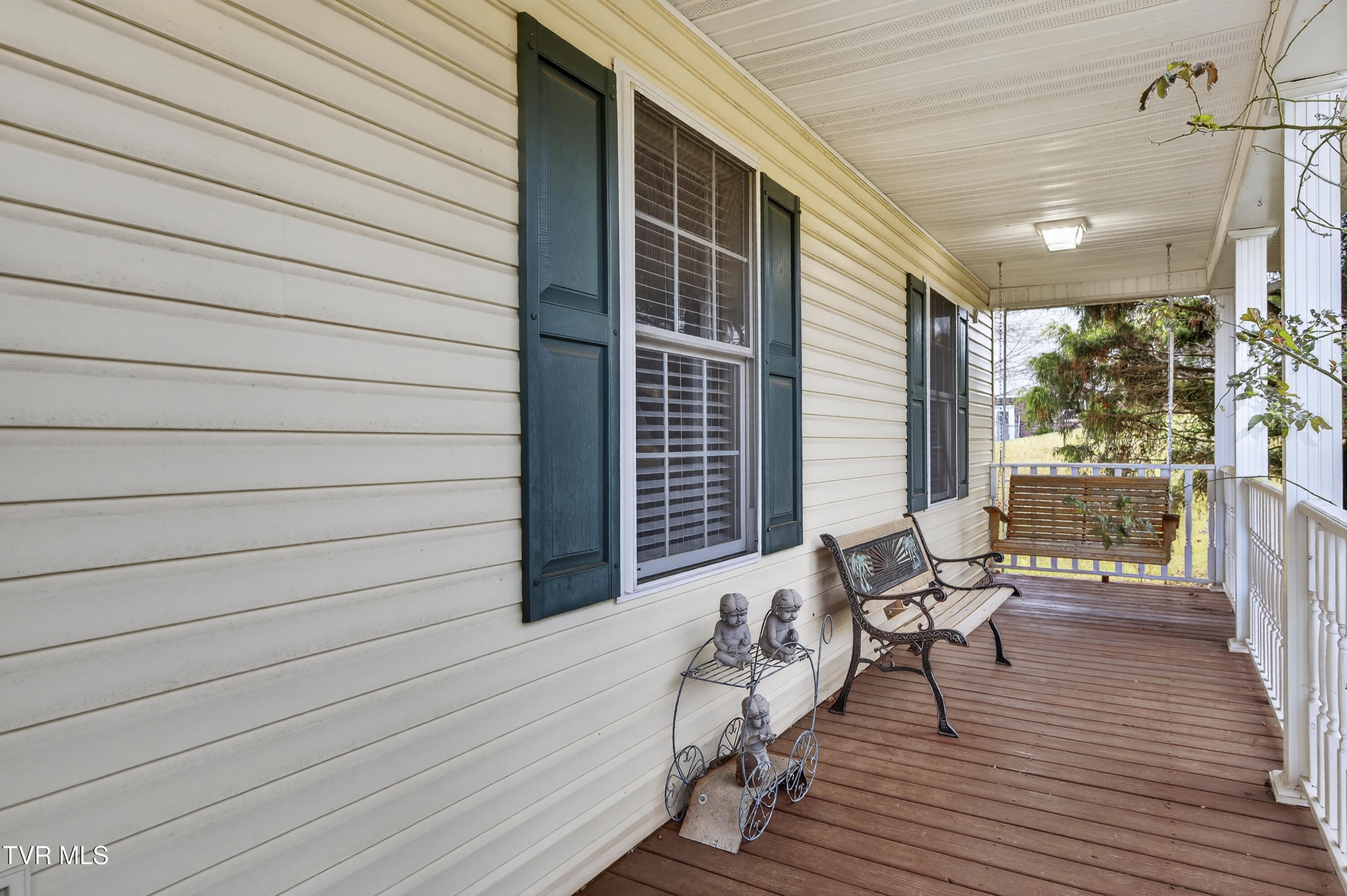 15002 Peaceful Valley Road Abingdon, VA 24210 - Photo 8 of 37 15002-Peaceful-Valley-Abingdon-VA Matt-S