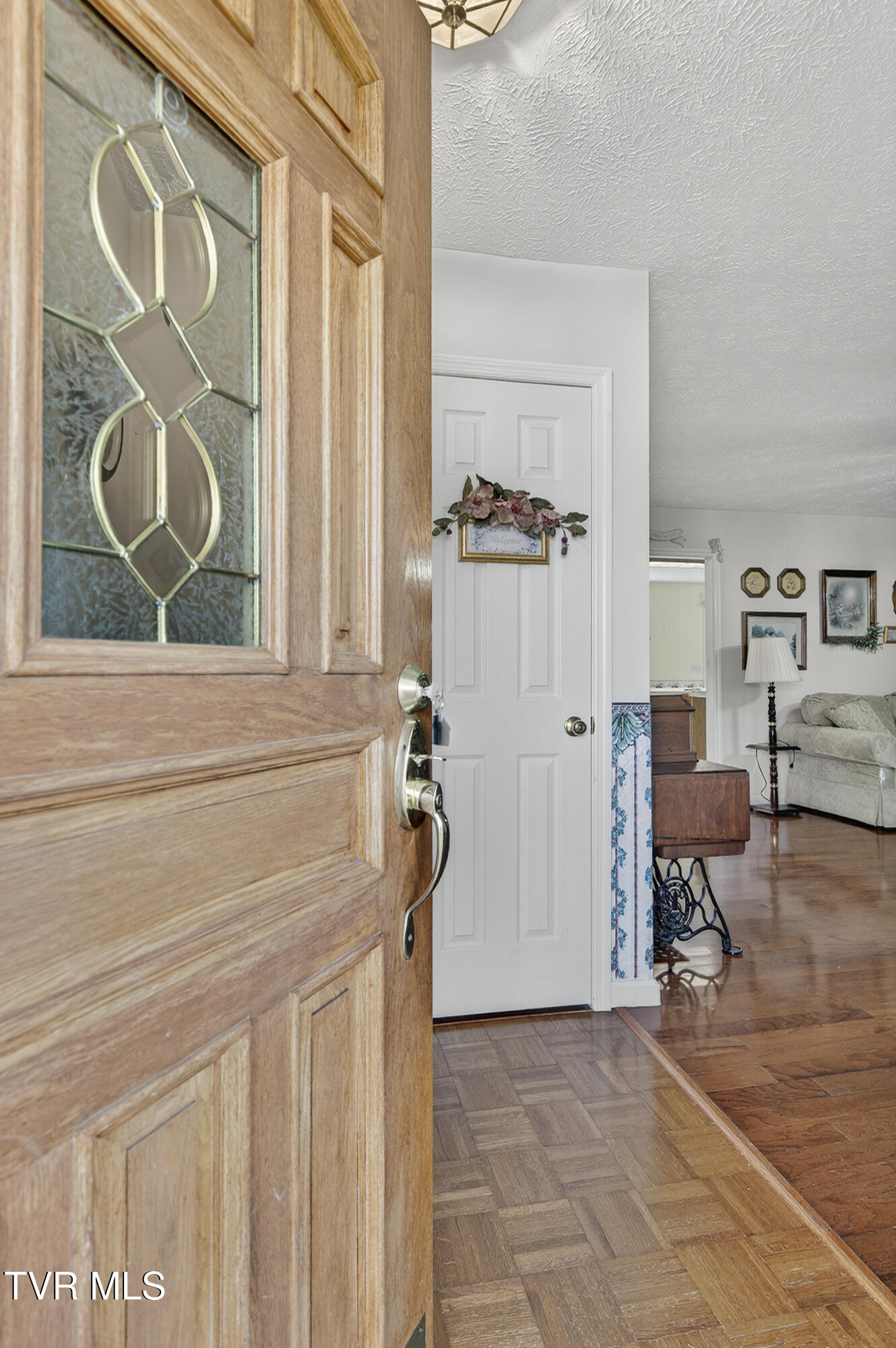 15002 Peaceful Valley Road Abingdon, VA 24210 - Photo 9 of 37 15002-Peaceful-Valley-Abingdon-VA Matt-S