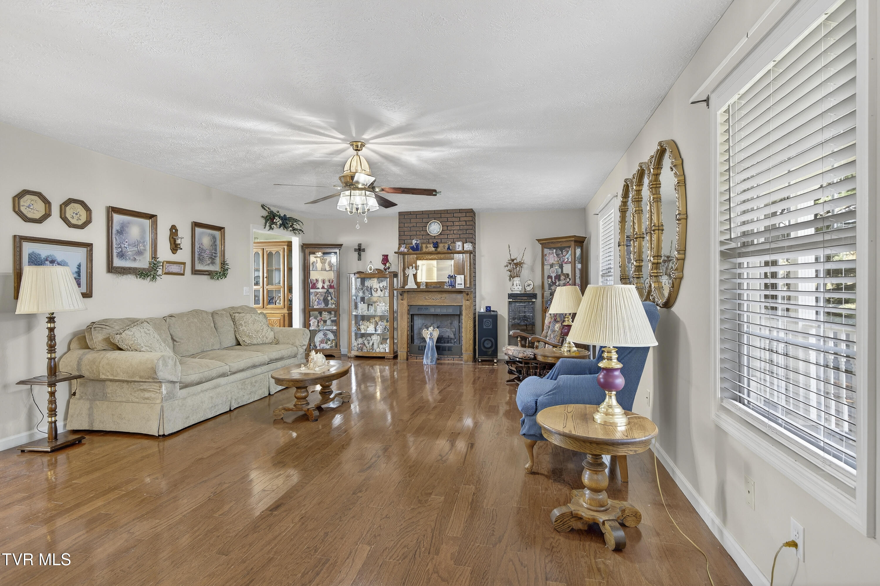 15002 Peaceful Valley Road Abingdon, VA 24210 - Photo 10 of 37 15002-Peaceful-Valley-Abingdon-VA Matt-S