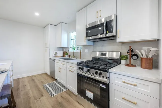 $899,000 | 1350 Marabou Lane, Vista, CA 92083