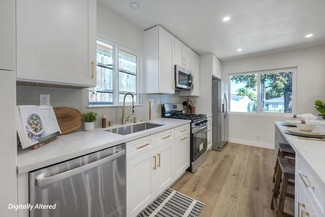 $899,000 | 1350 Marabou Lane, Vista, CA 92083