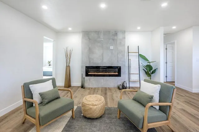 $899,000 | 1350 Marabou Lane, Vista, CA 92083