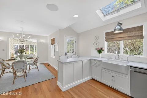 $1,795,000 | 20 Ridge Road, Cos Cob, CT 06807