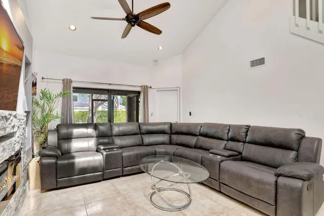 $403,000 | 8353 Waterford Avenue, Tamarac, FL 33321