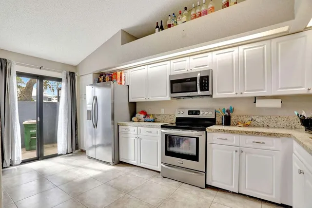 $403,000 | 8353 Waterford Avenue, Tamarac, FL 33321