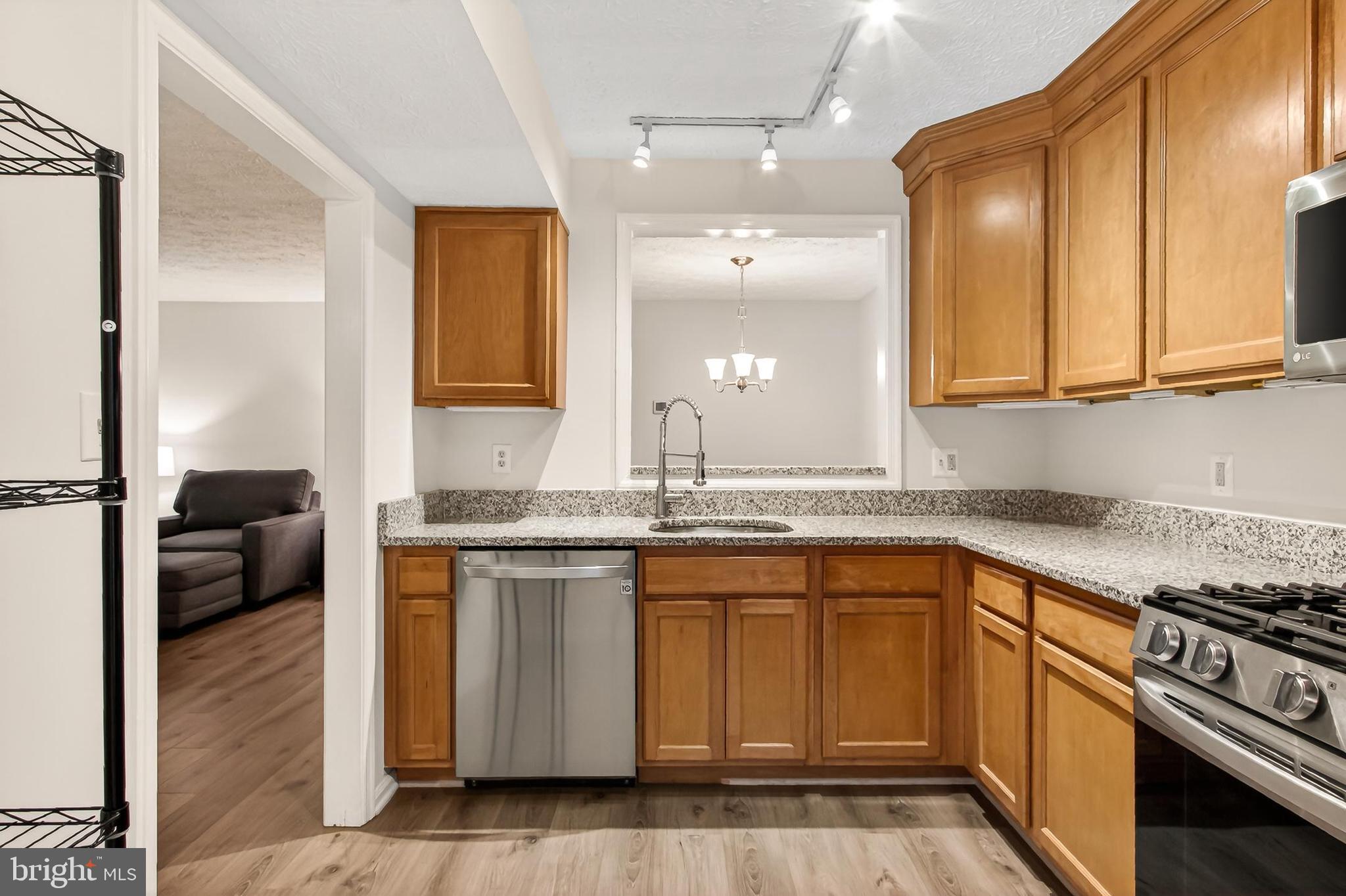 2251 Hunter's Run Drive, Unit 2251 Reston, VA 20191 - Photo 19 of 54