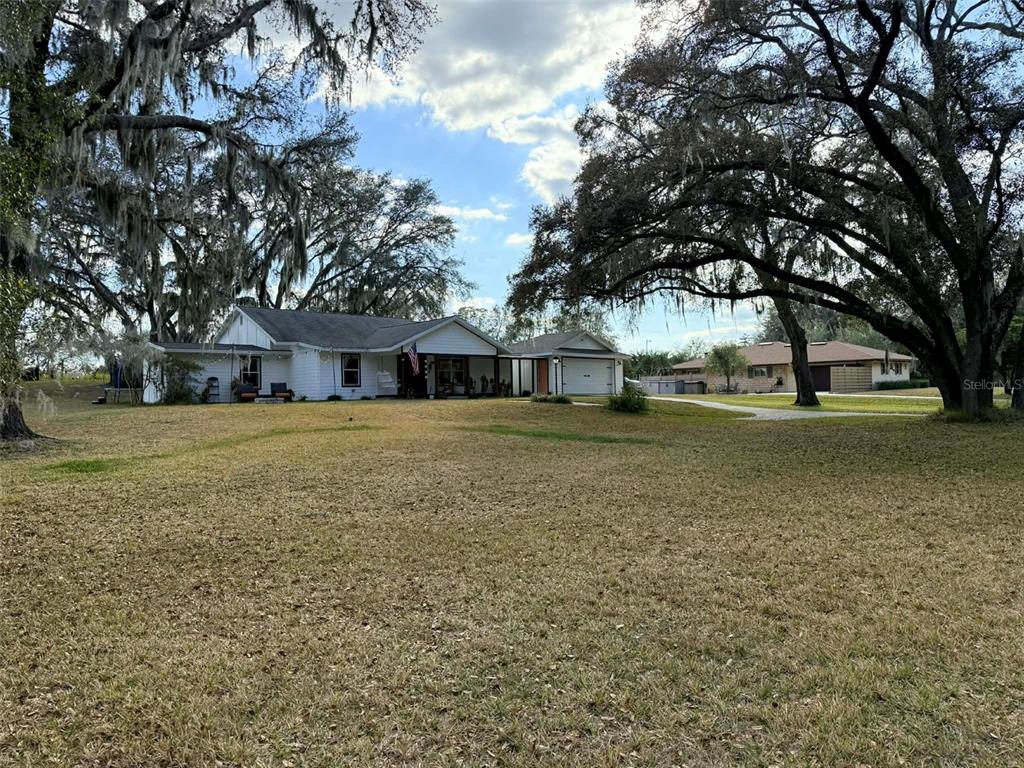 1204 Tall Oaks Road DeLand, FL 32720 - Photo 3 of 28 Gallery Image 3