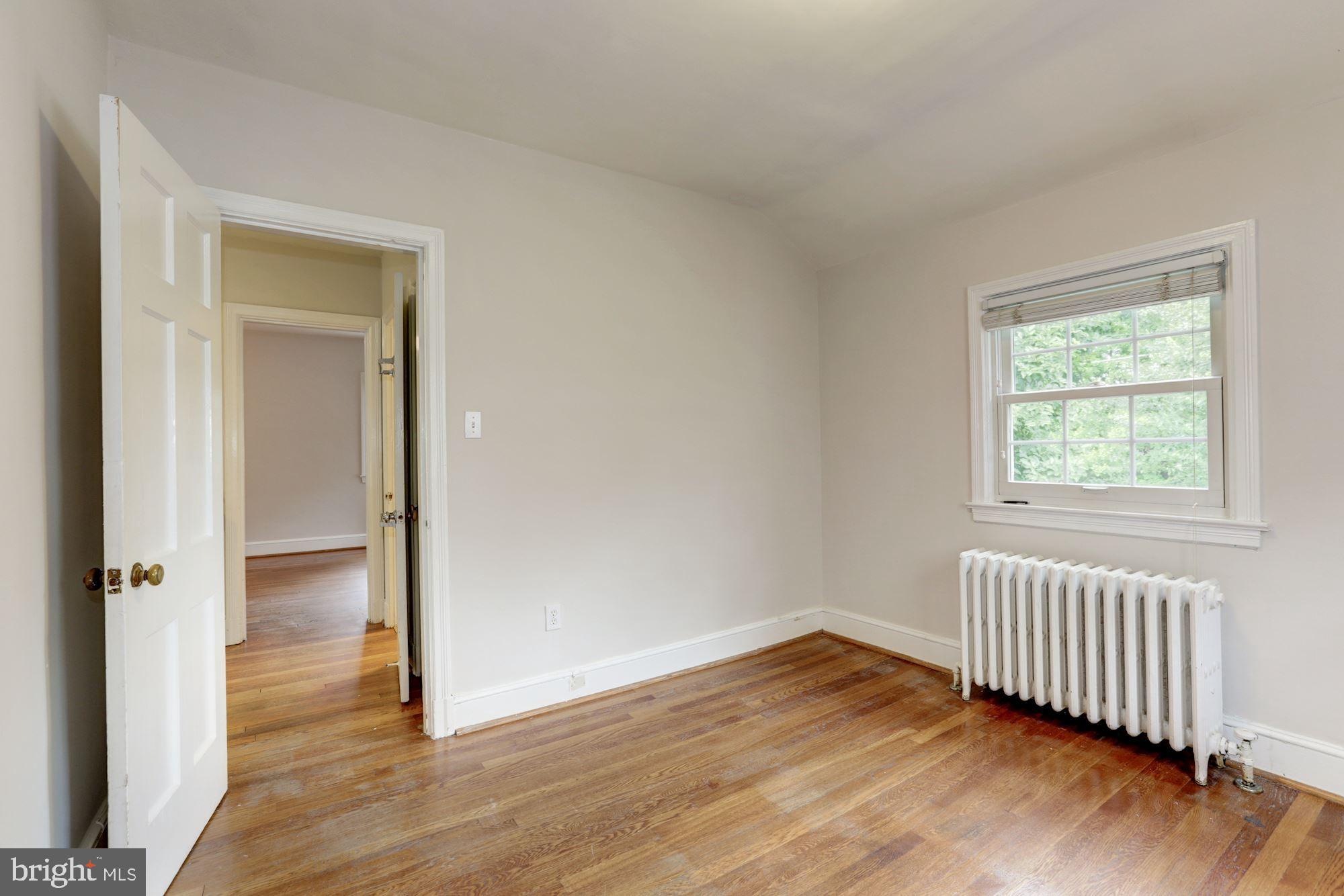 4933 47th Street Northwest Washington, DC 20016 - Photo 20 of 32