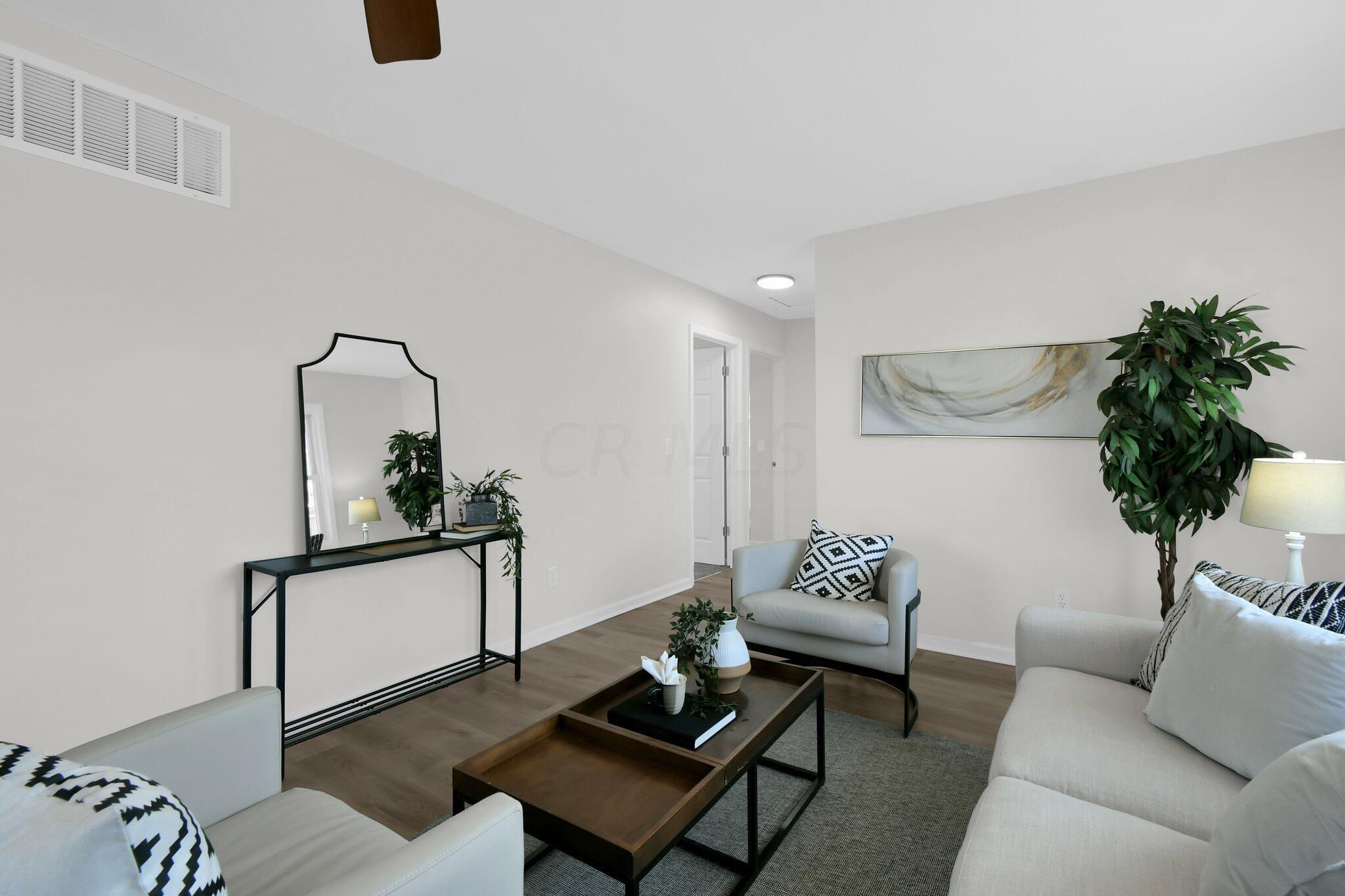 4538 Grimsby Road Columbus, OH 43227 - Photo 6 of 21 7-web-or-mls-4538-grimsby-rd