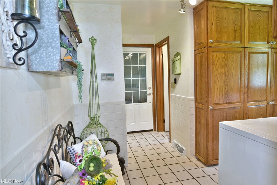 4006 State Line Road Hubbard, OH 44425 - Photo 11 of 35 Gallery Image 11