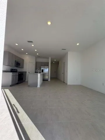 $1,895 | 7627 Waterscape Drive, Groveland, FL 34736