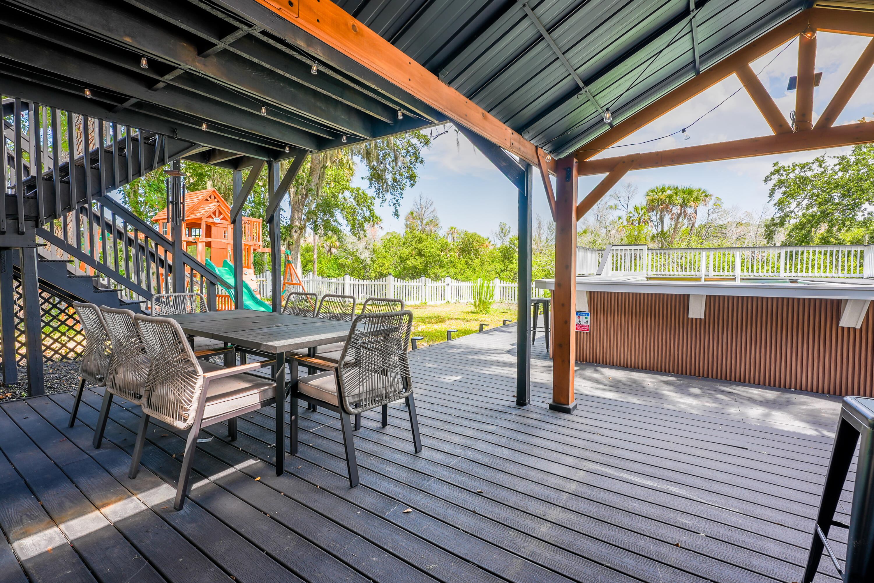 5153 Bay Boulevard Port Richey, FL 34668 - Photo 35 of 46 DSC09542-HDR-2-1