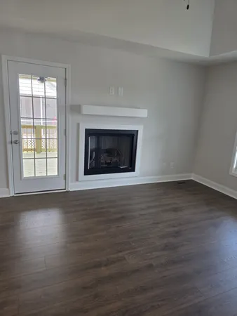 $265,000 | 143 Rose Drive, Unit D, Dover, TN 37058