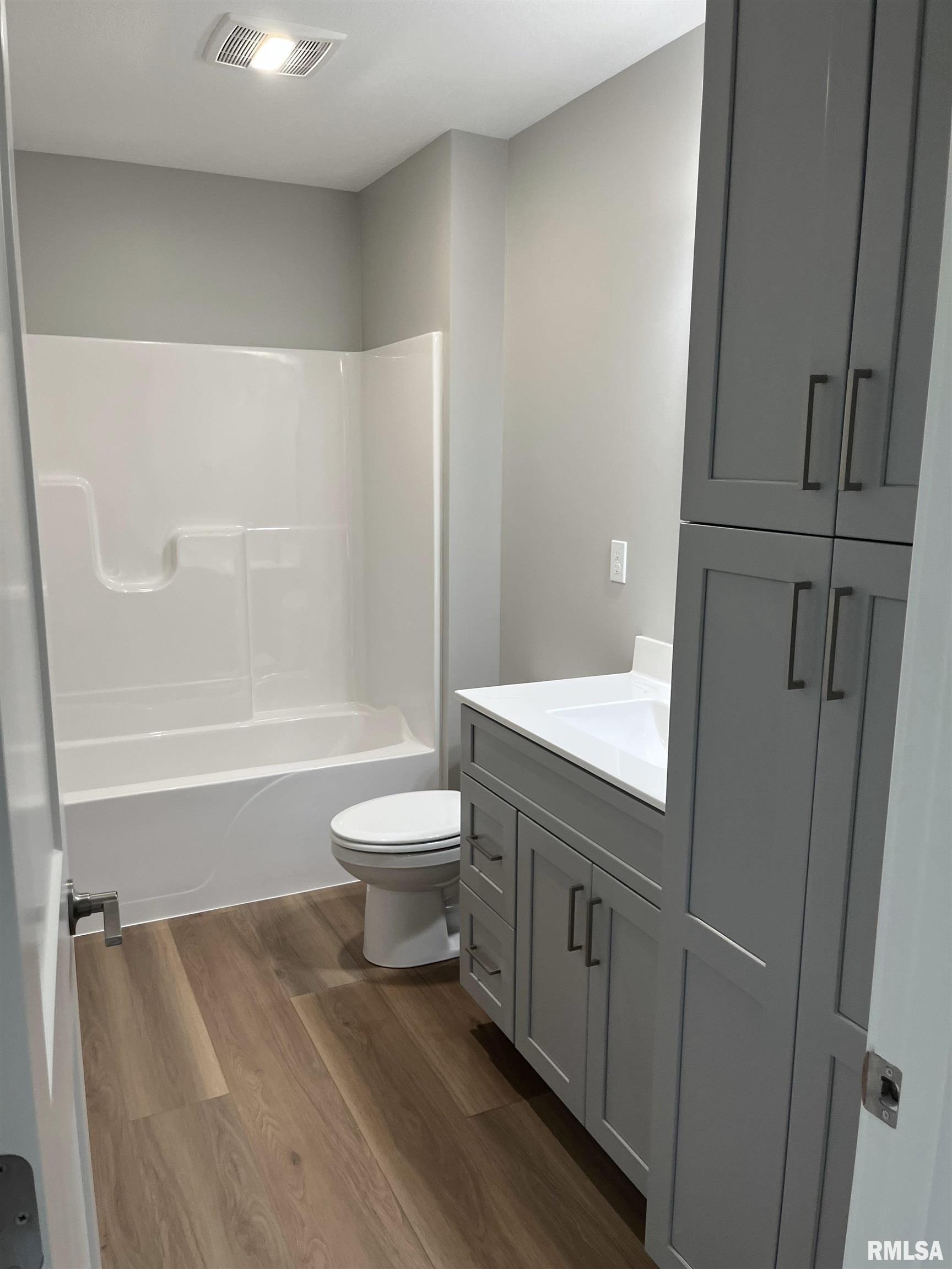 905 Devonshire Road Washington, IL 61571 - Photo 24 of 44