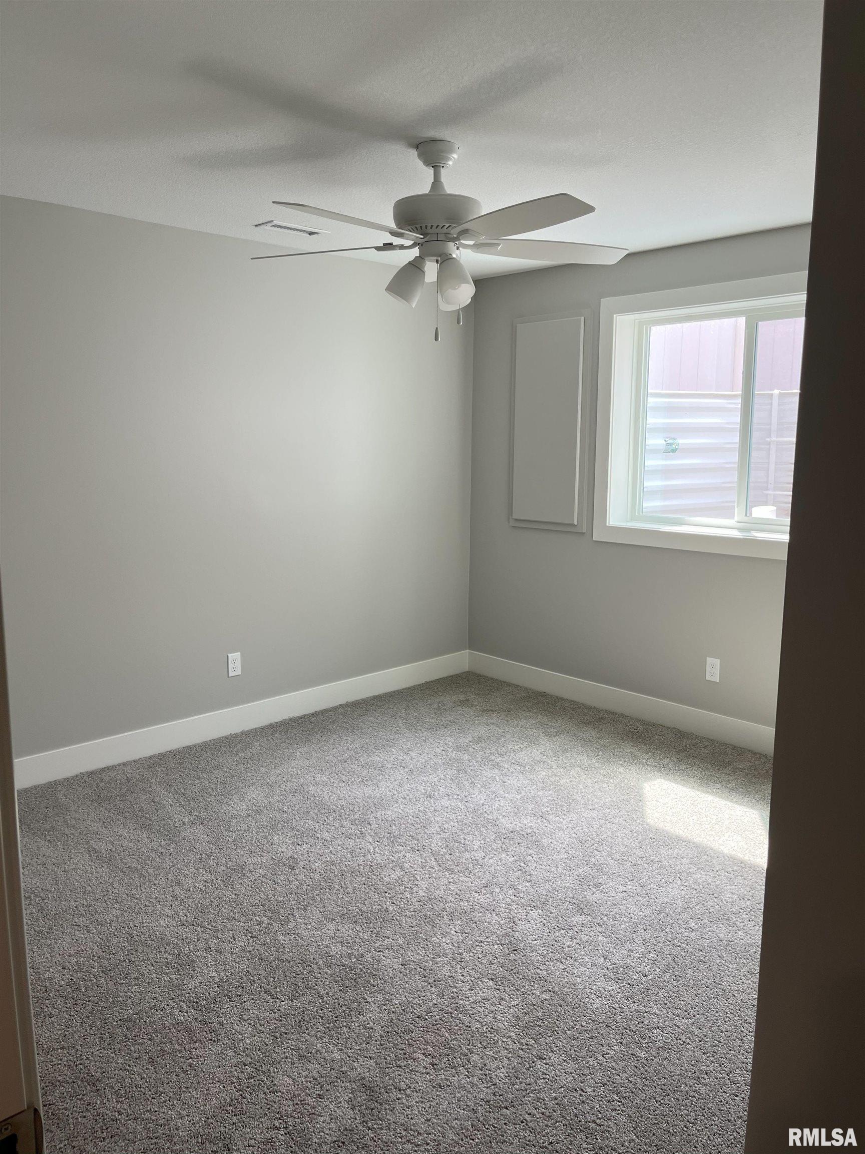 905 Devonshire Road Washington, IL 61571 - Photo 39 of 44