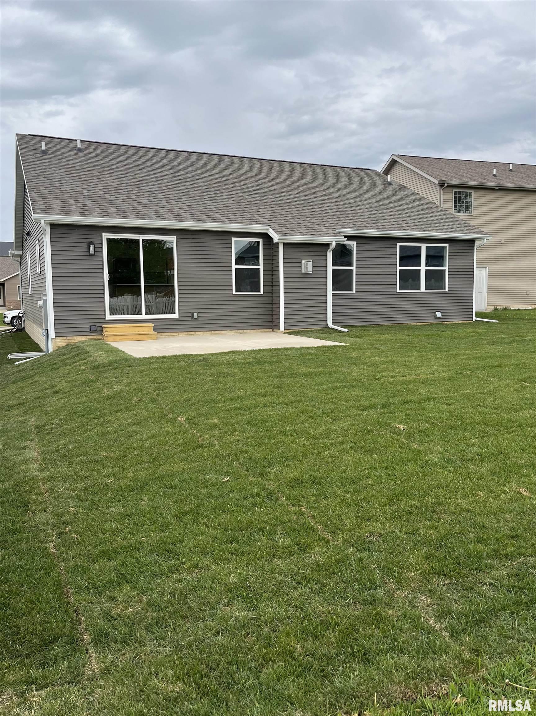 905 Devonshire Road Washington, IL 61571 - Photo 9 of 44