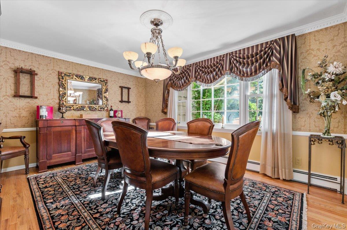 96 Plainview Road Woodbury, NY 11797 - Photo 11 of 38