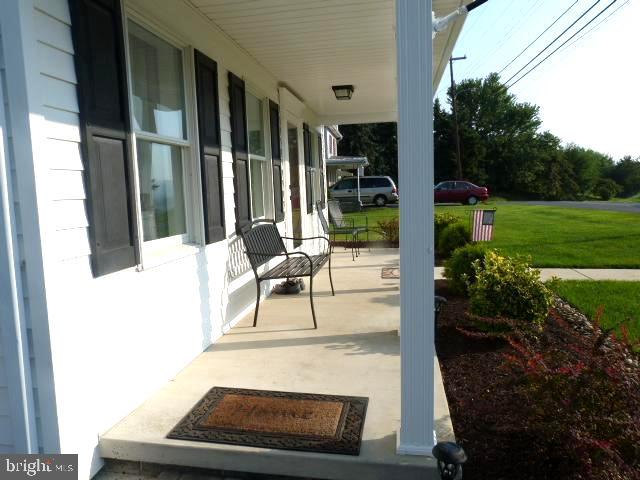 14248 Windy Haven Road Smithsburg, MD 21783 - Photo 4 of 39 Gallery Image 4
