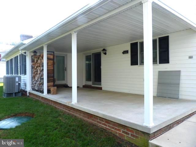14248 Windy Haven Road Smithsburg, MD 21783 - Photo 6 of 39 Gallery Image 6