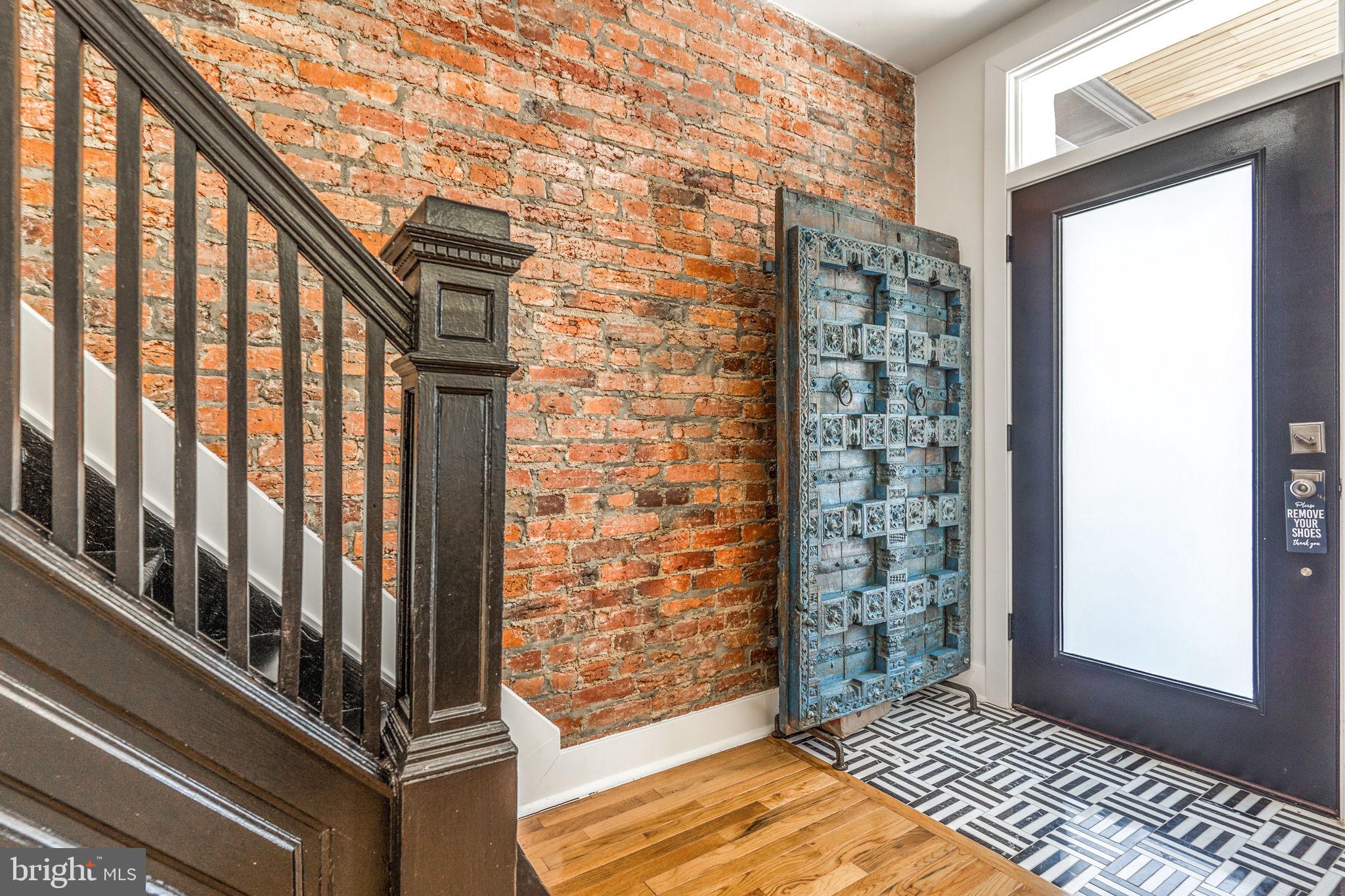 766 Columbia Road Northwest Washington, DC 20001 - Photo 3 of 40 Gallery Image 3