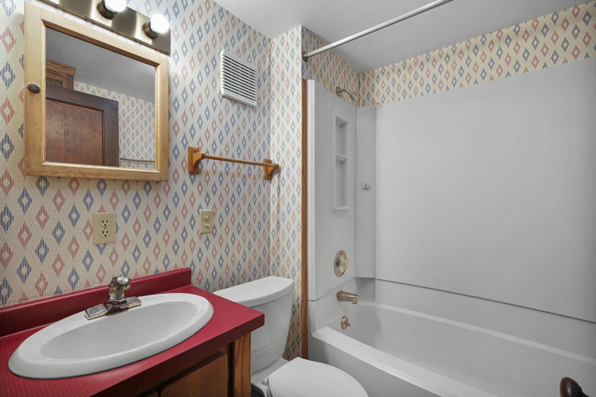 130 North 5th Street Madison, WI 53704 - Photo 21 of 37