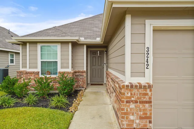 $2,200 | 3242 Alberelli Drive, Katy, TX 77493