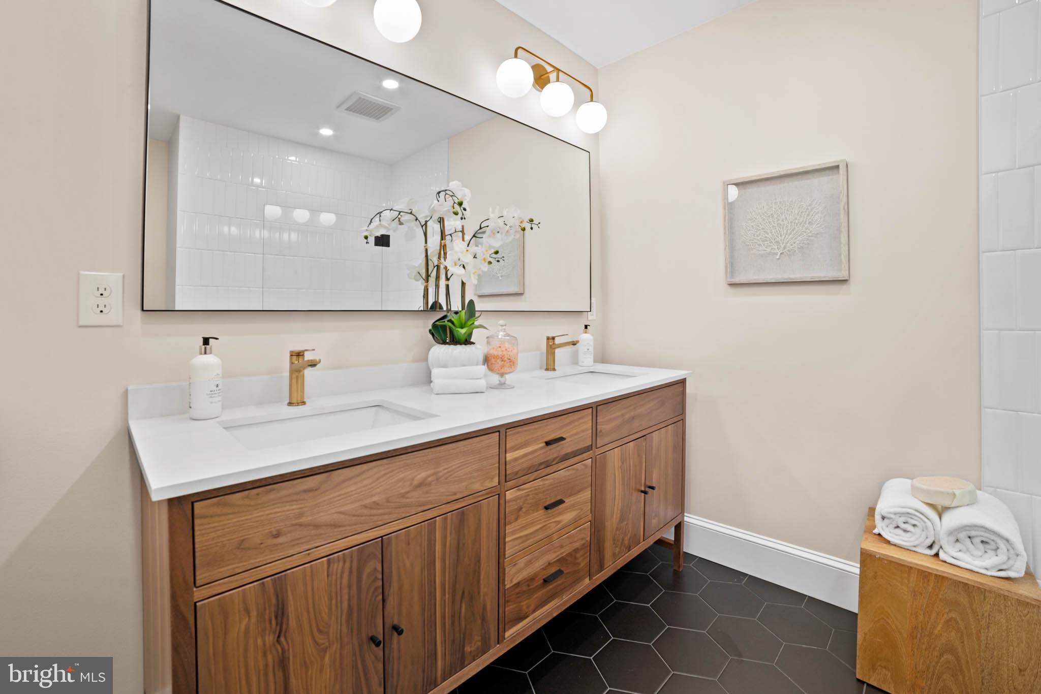 1713 Bay Street Southeast Washington, DC 20003 - Photo 15 of 25