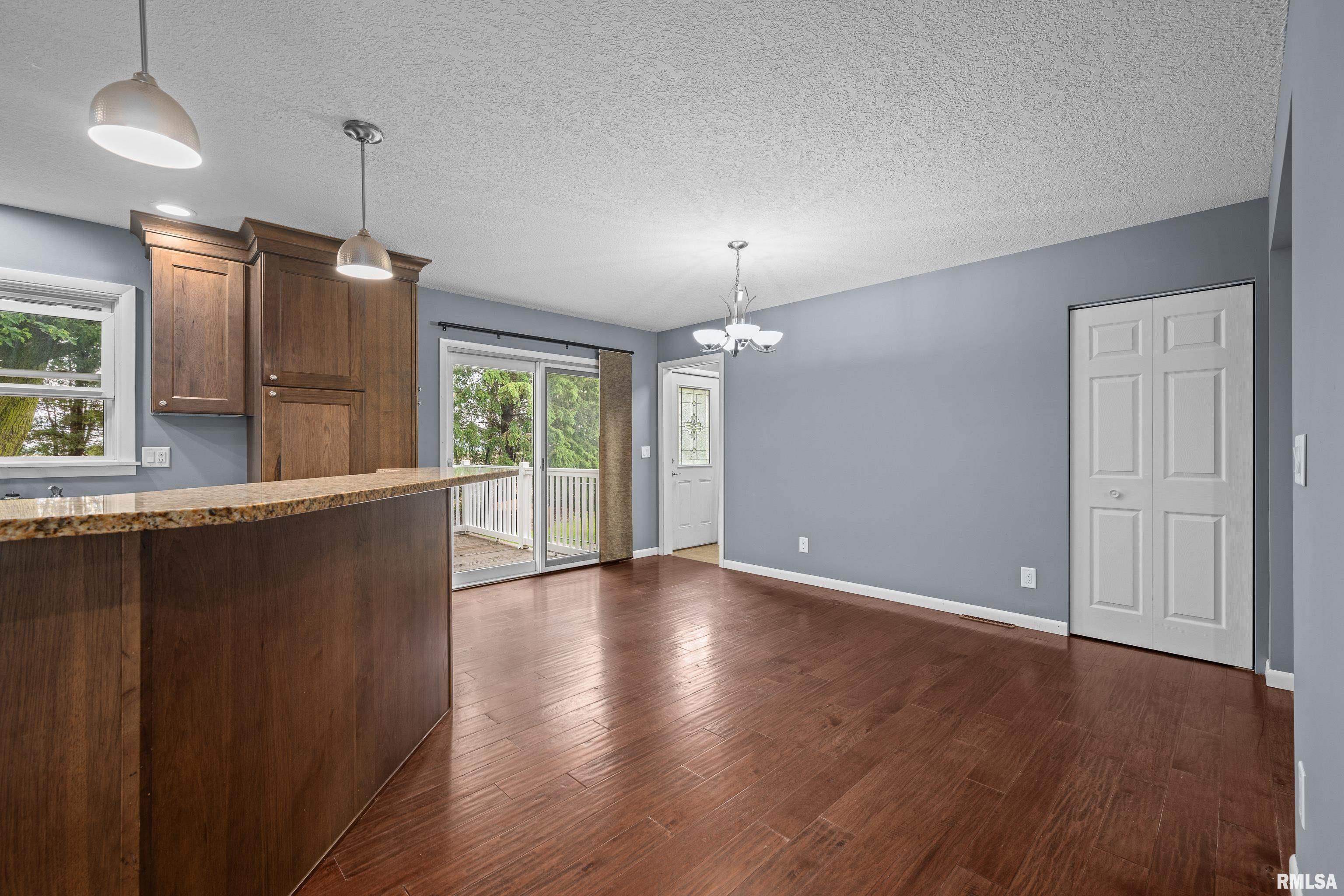 13111 134th Avenue West Taylor Ridge, IL 61284 - Photo 7 of 42 Gallery Image 7