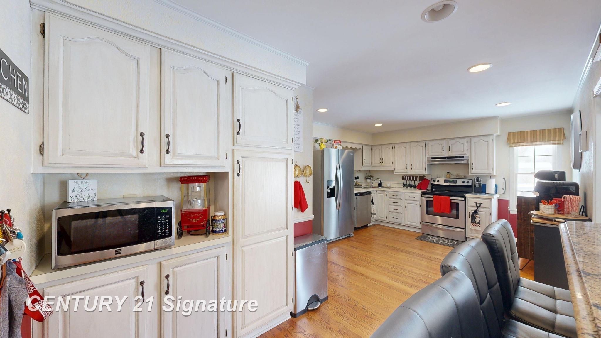 624 Deland Road Flushing, MI 48433 - Photo 18 of 49