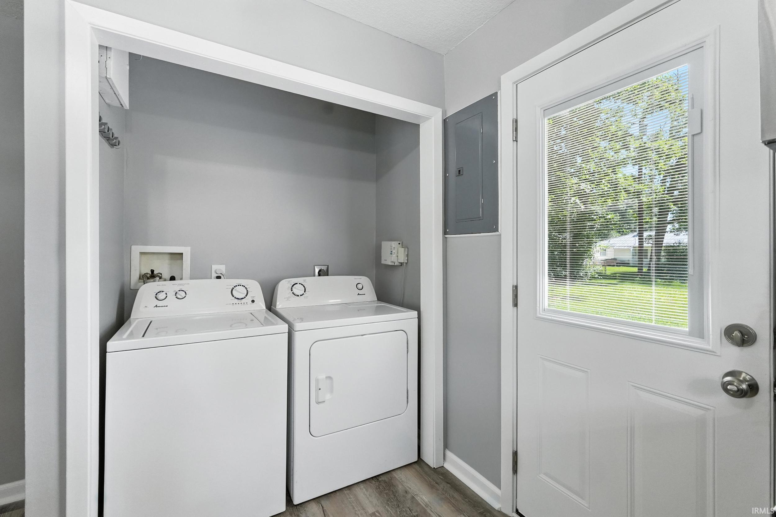 6031 Southcrest Road Fort Wayne, IN 46816 - Photo 12 of 33 Gallery Image 12