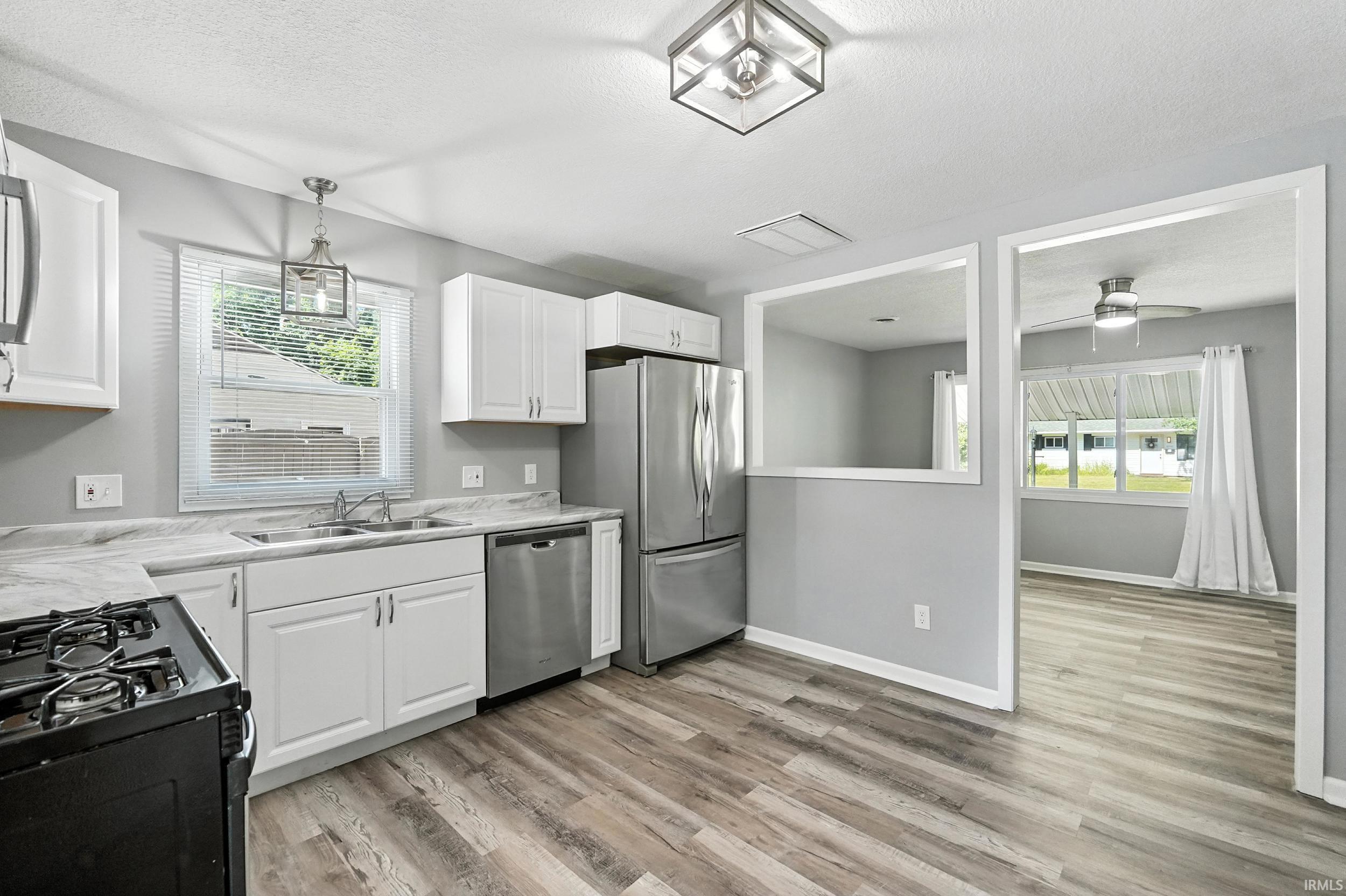 6031 Southcrest Road Fort Wayne, IN 46816 - Photo 13 of 33 Gallery Image 13