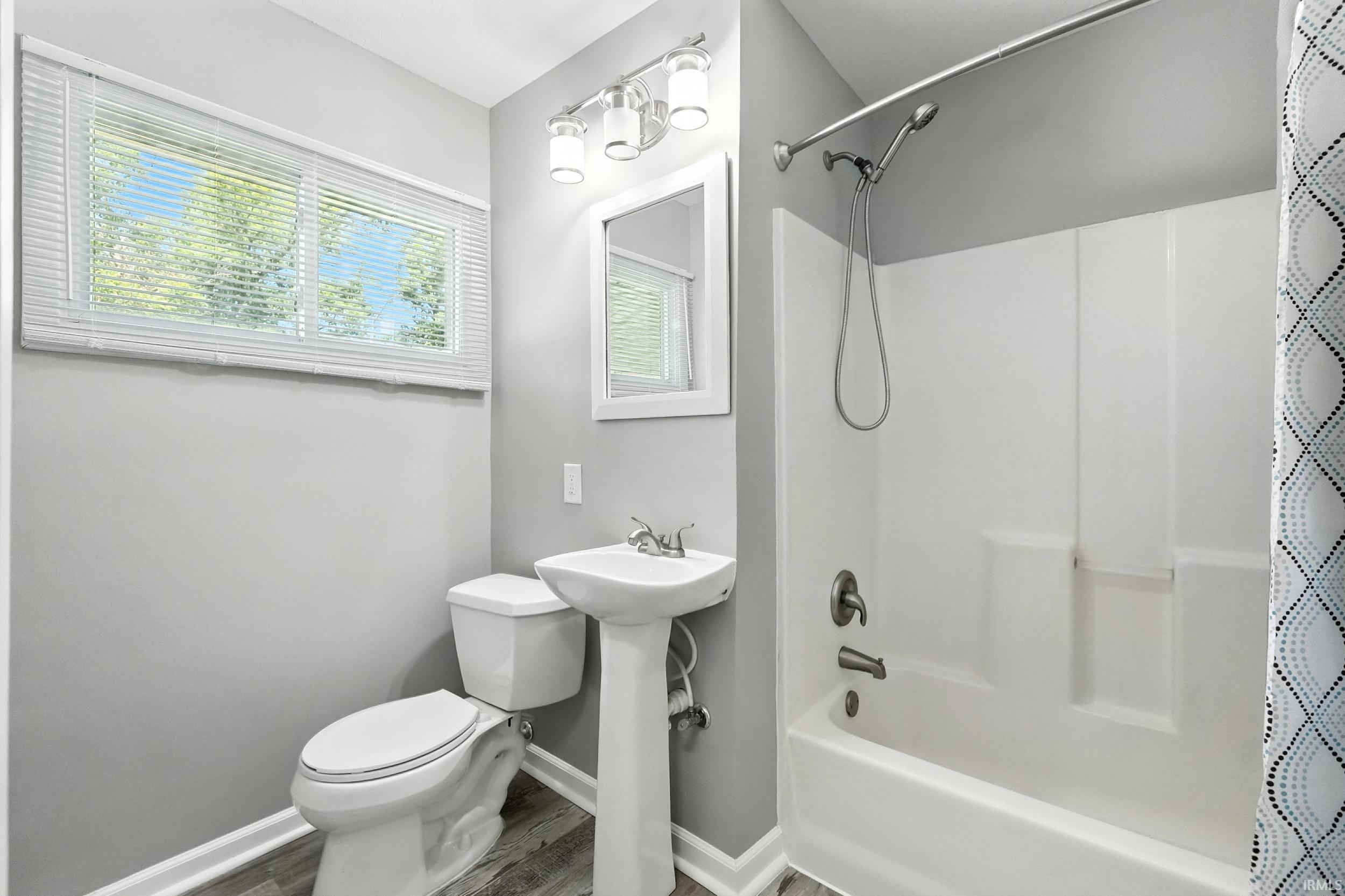 6031 Southcrest Road Fort Wayne, IN 46816 - Photo 16 of 33 Gallery Image 16