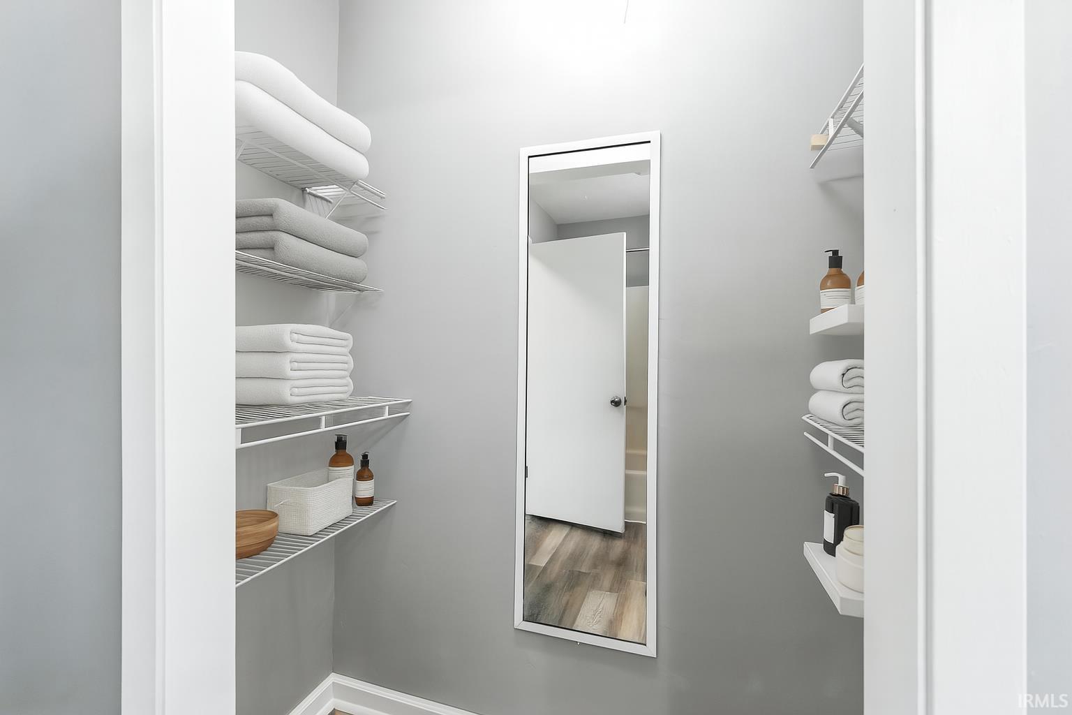 6031 Southcrest Road Fort Wayne, IN 46816 - Photo 17 of 33 Gallery Image 17